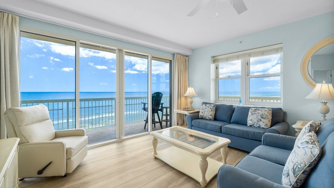 Photo of Livingroom in Miramar Beach