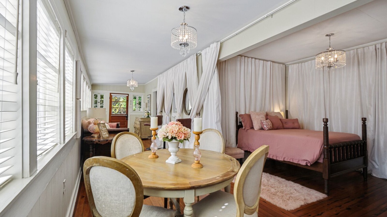 Photo of Bedroom in Old Town