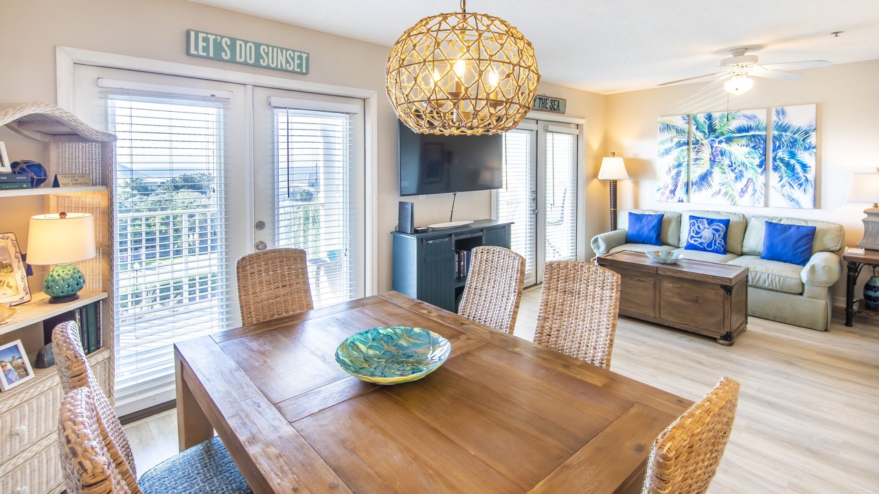 Photo of Livingroom in Gulf Place