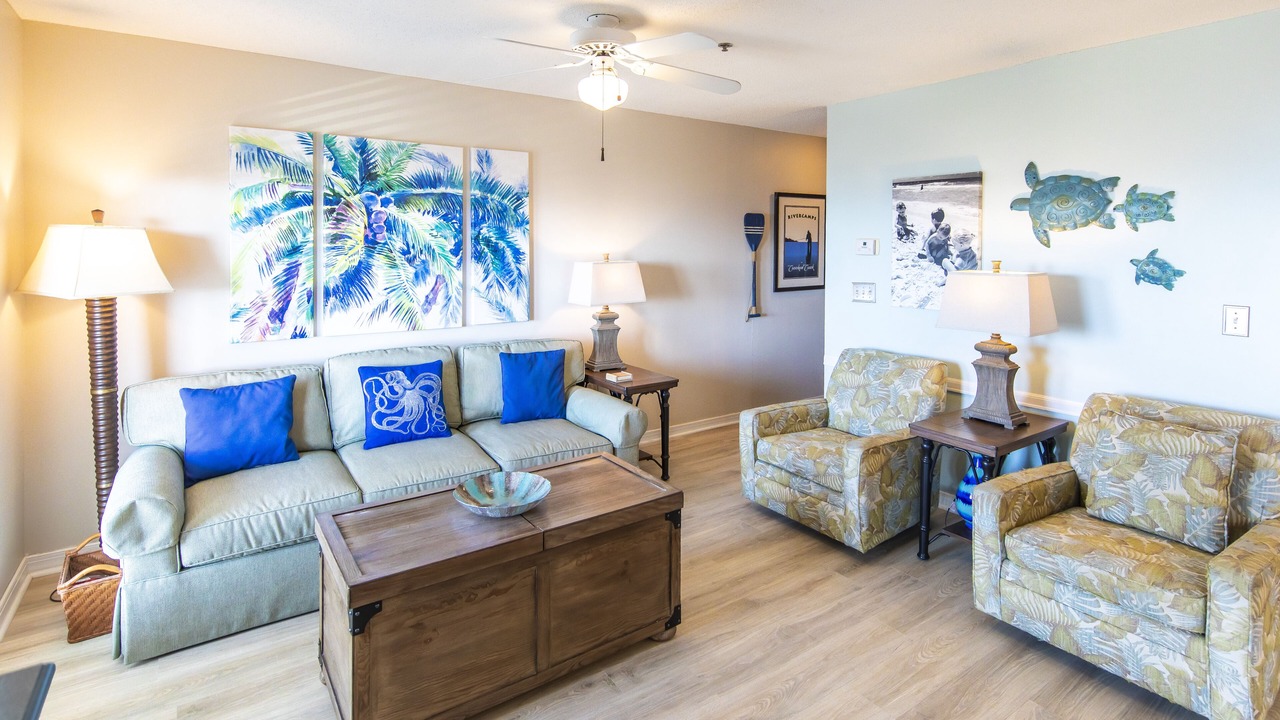 Photo of Livingroom in Gulf Place