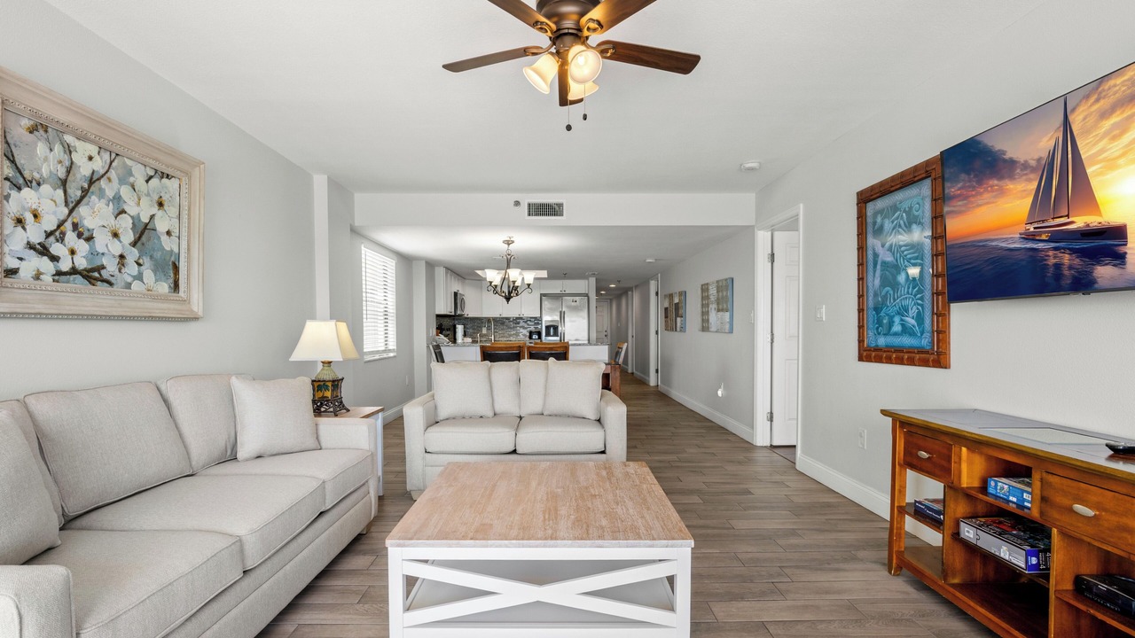 Photo of Livingroom in Madeira Beach