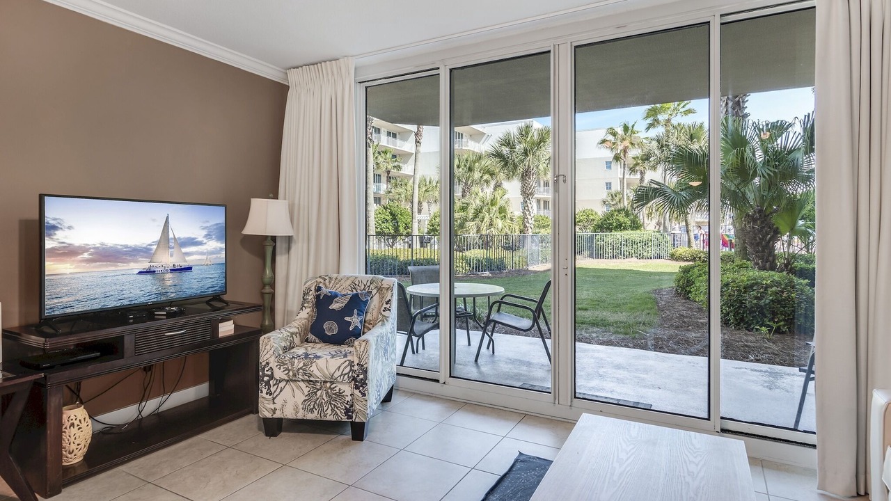 Photo of Livingroom in Fort Walton Beach