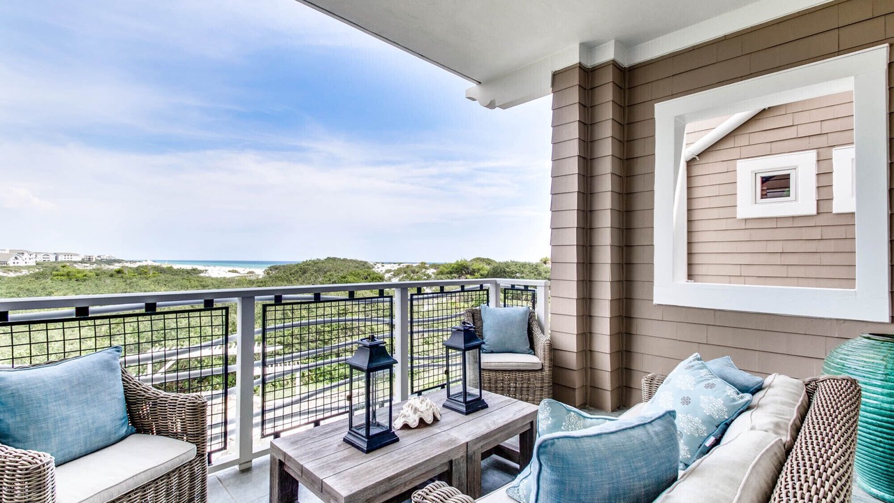 Photo of Patio Balcony in WaterSound Beach