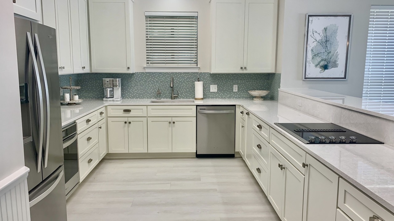 Photo of Kitchen in Silver Sands Beach