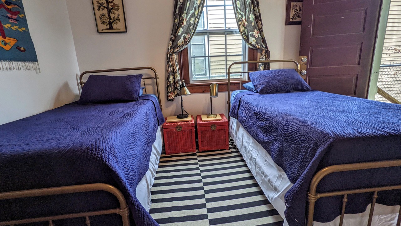 Photo of Bedroom in Mid-City