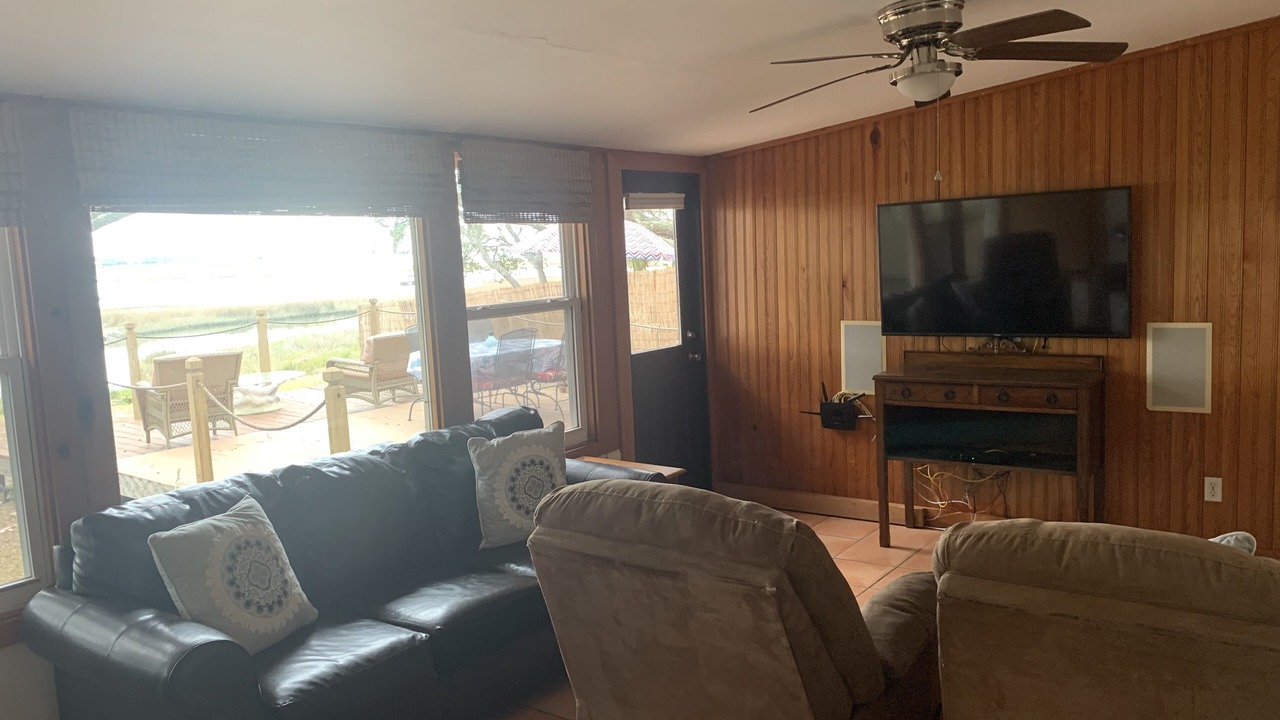 Photo of Livingroom in Alligator Point
