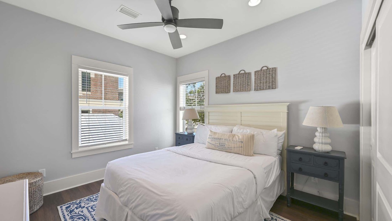 Photo of Bedroom in Seacrest Beach
