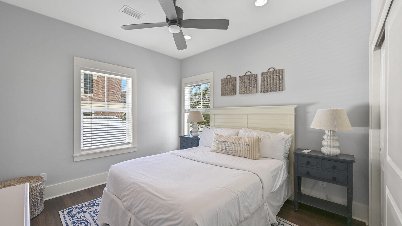 Photo of Bedroom in Seacrest Beach