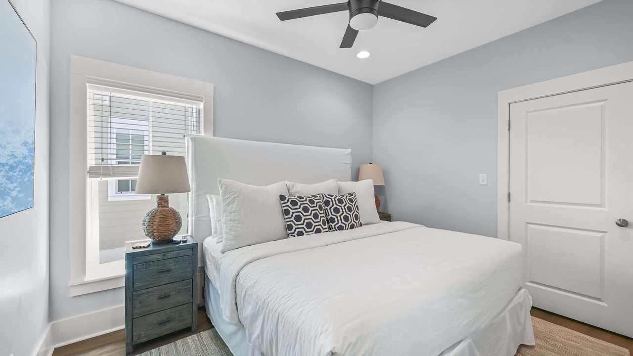 Photo of Bedroom in Seacrest Beach