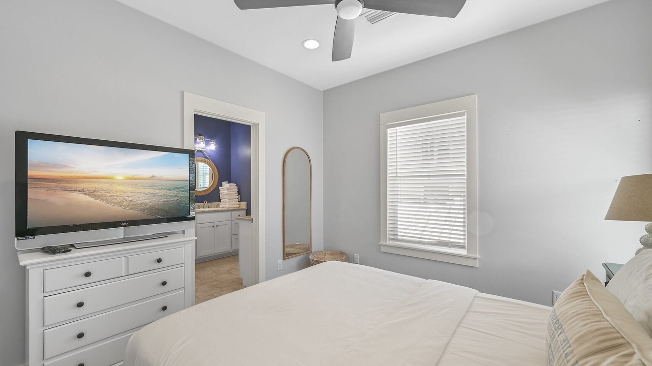 Photo of Bedroom in Seacrest Beach