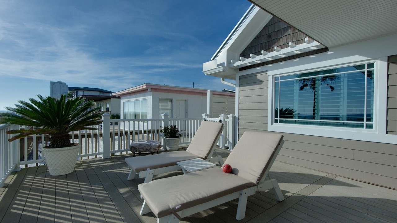 Photo of Patio Balcony in Lullwater Beach On Gulf Of Mexico