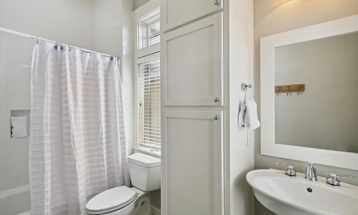 Photo of Bedroom in Rosemary Beach