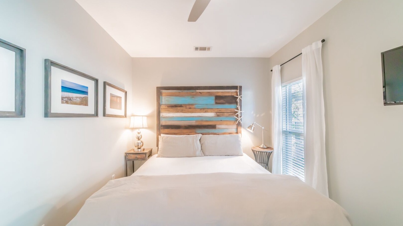 Photo of Bedroom in Seacrest
