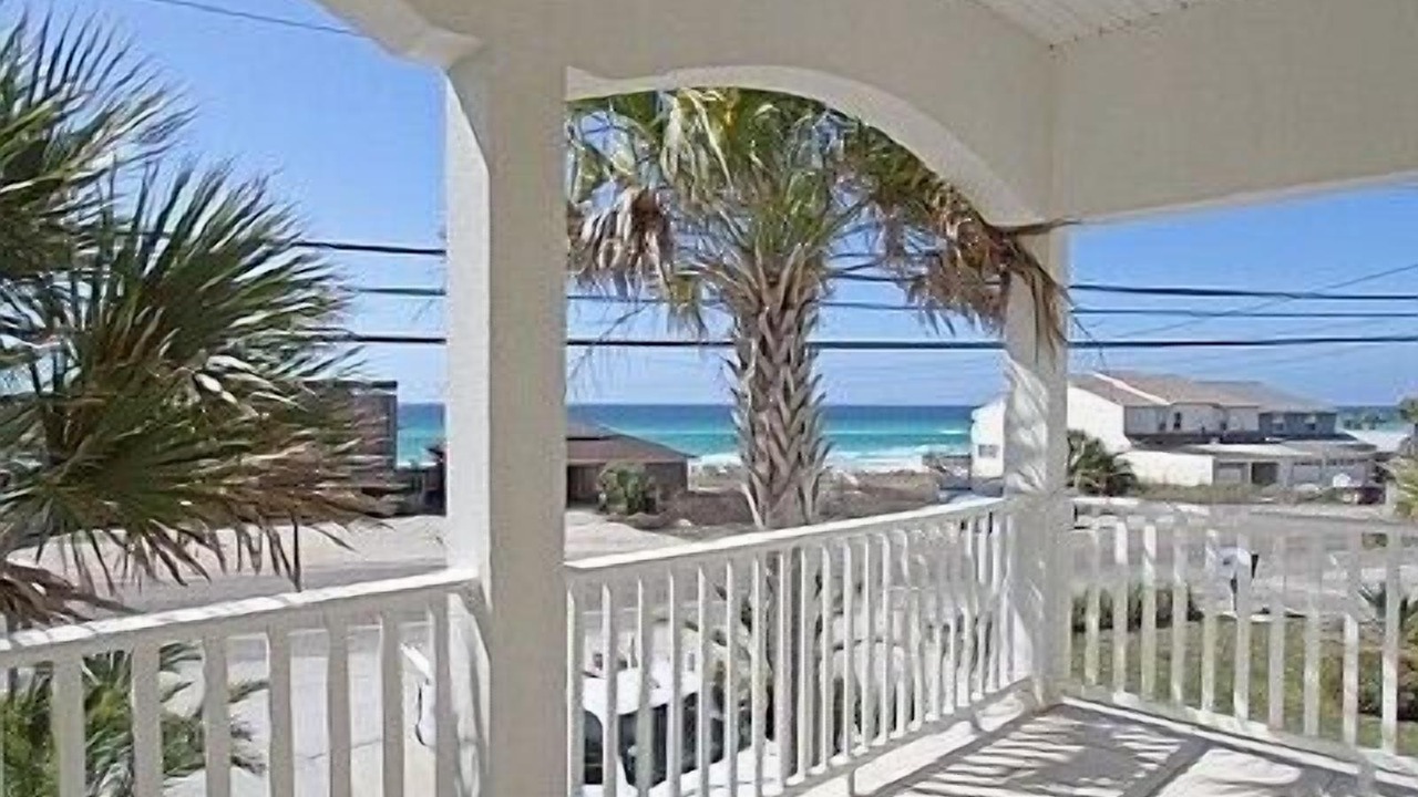 Photo of Patio Balcony in Sunnyside