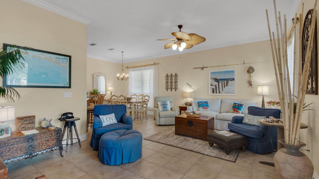 Photo of Livingroom in Miramar Beach