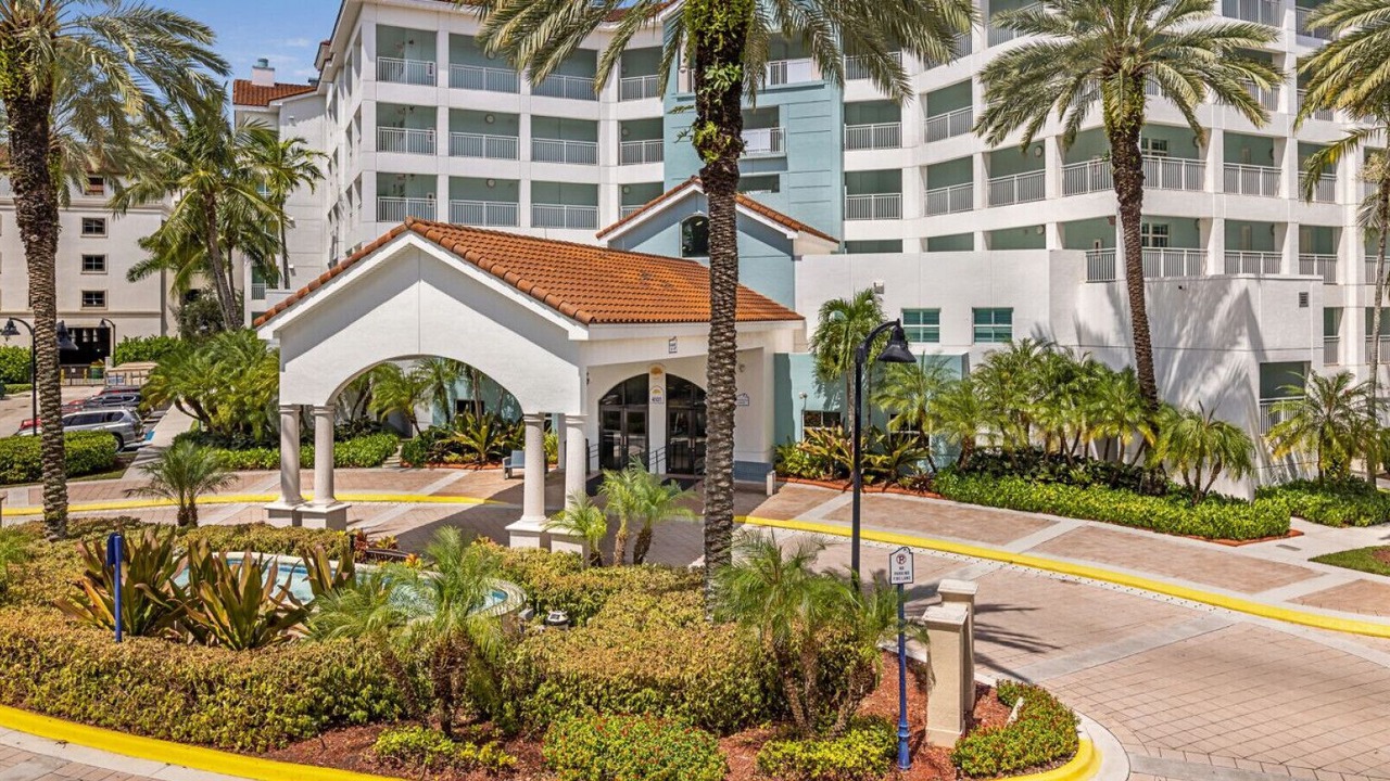 Photo of Outdoor in Doral