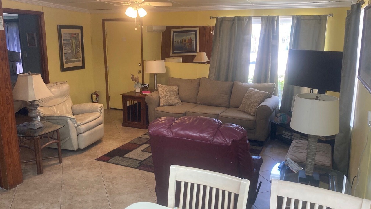 Photo of Livingroom in Crystal Beach
