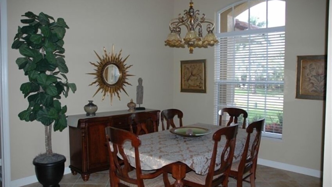 Photo of Bedroom in Willoughby Acres
