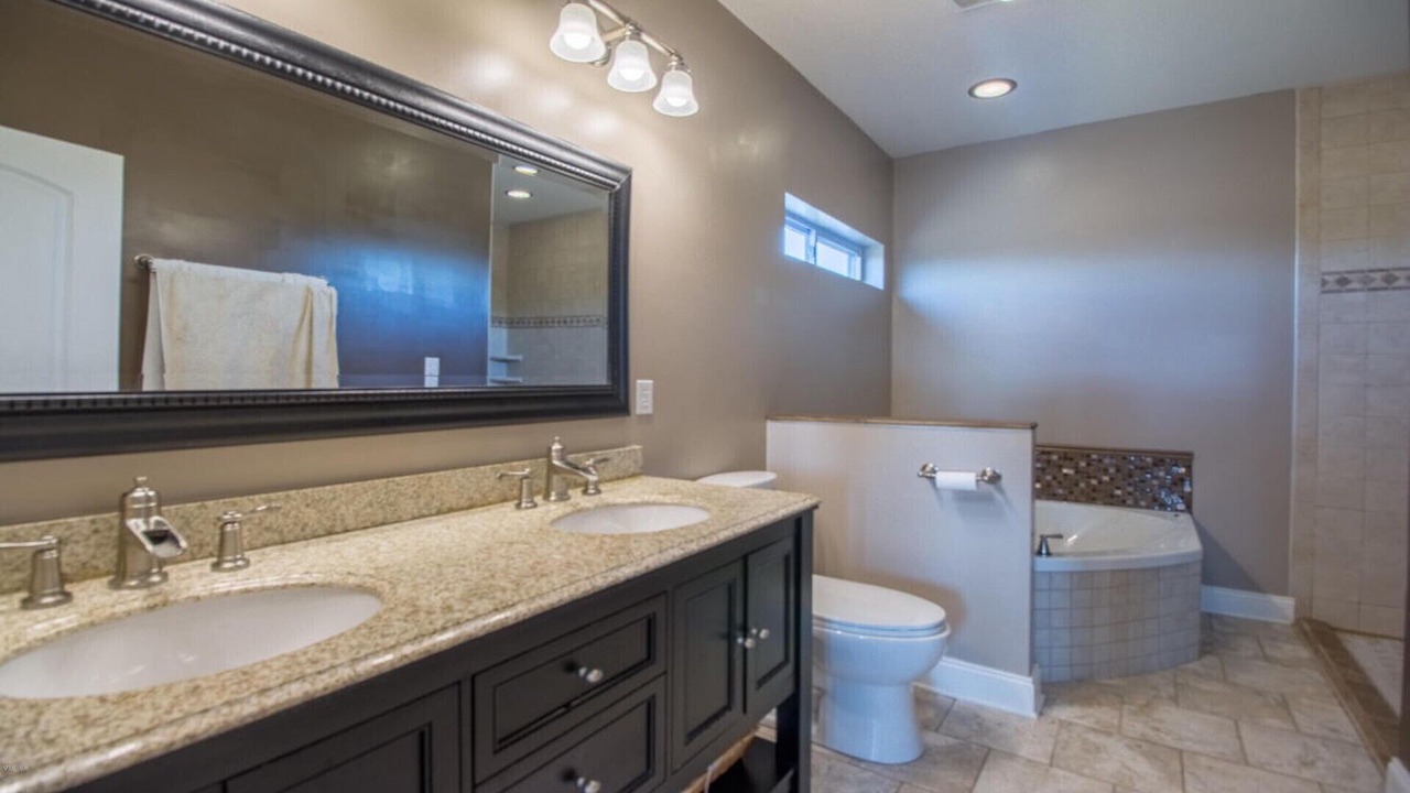 Photo of Bathroom in Long Beach