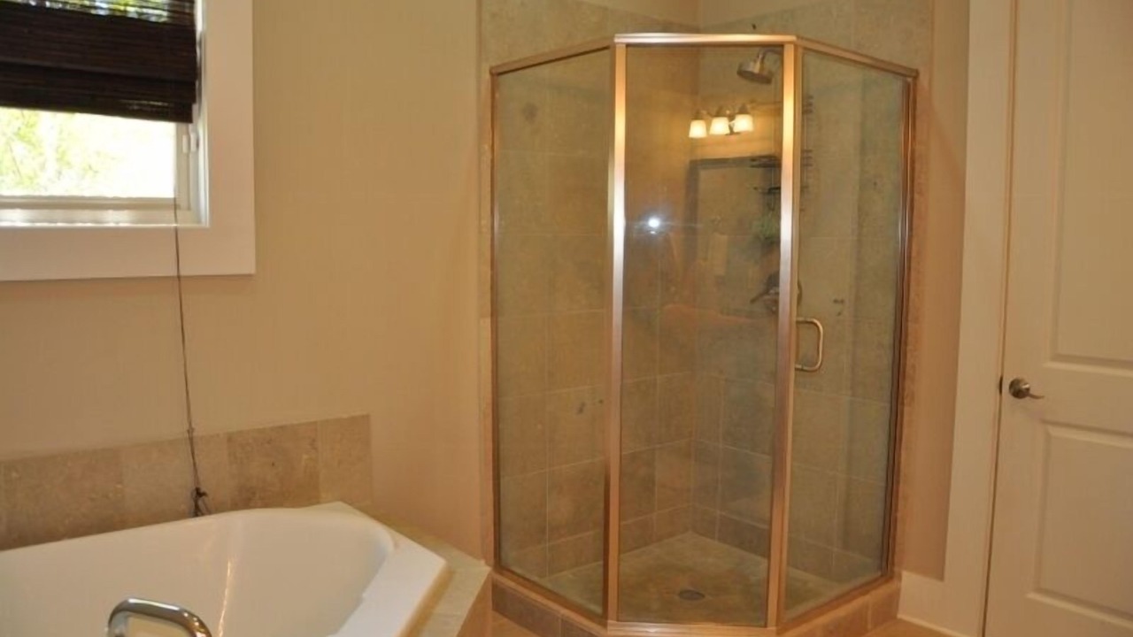 Photo of Bathroom in Santa Rosa Beach