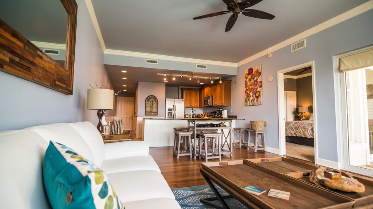 Photo of Livingroom in Upper Grand Lagoon