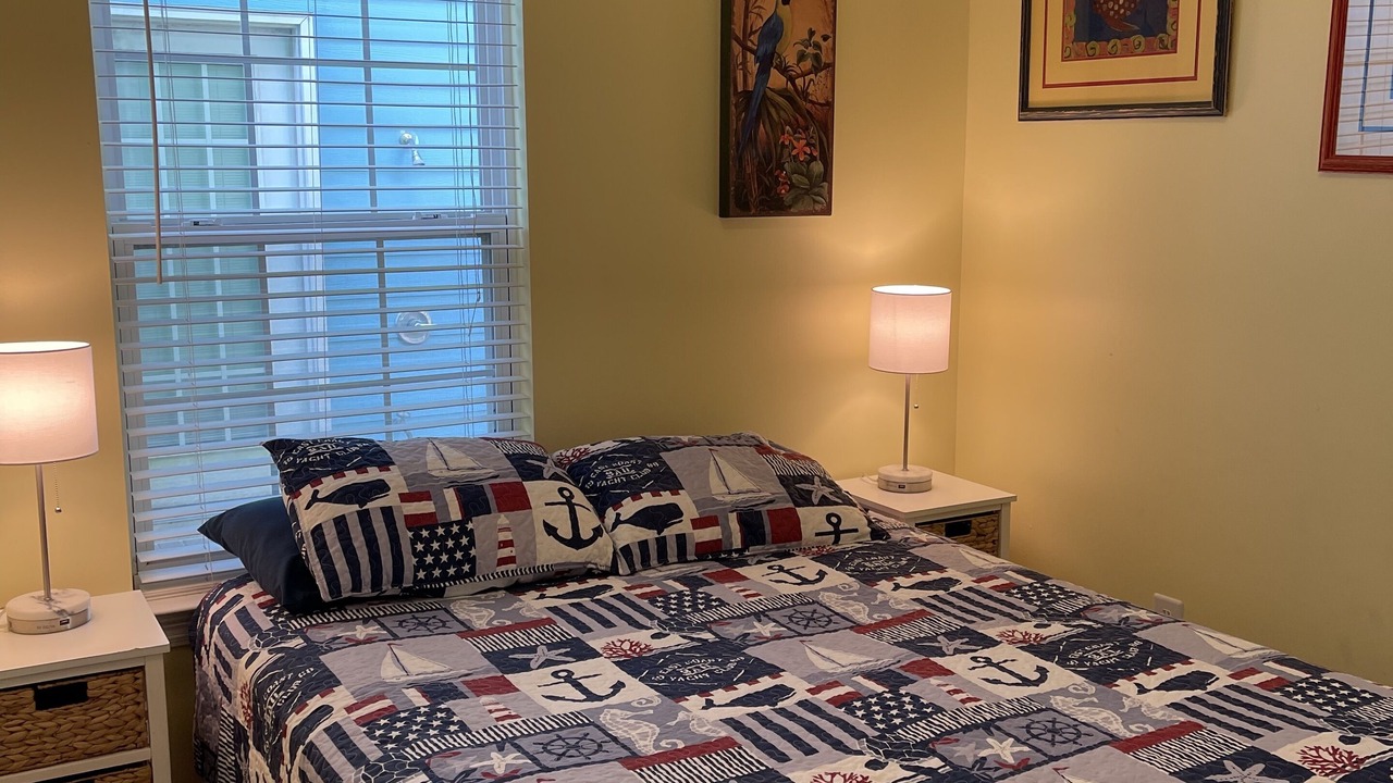 Photo of Bedroom in Lullwater Beach
