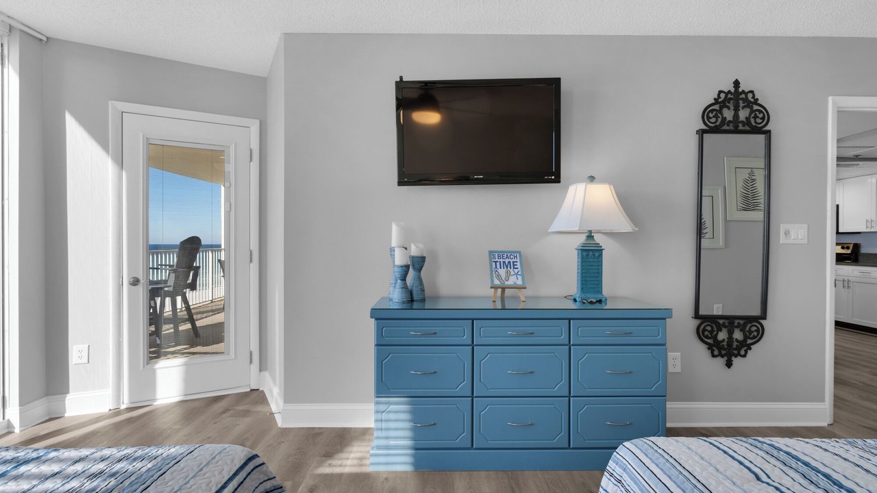 Photo of Bedroom in Long Beach