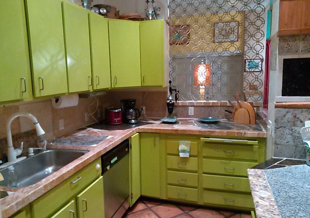 Photo of Kitchen in Uptown - Upper Duval