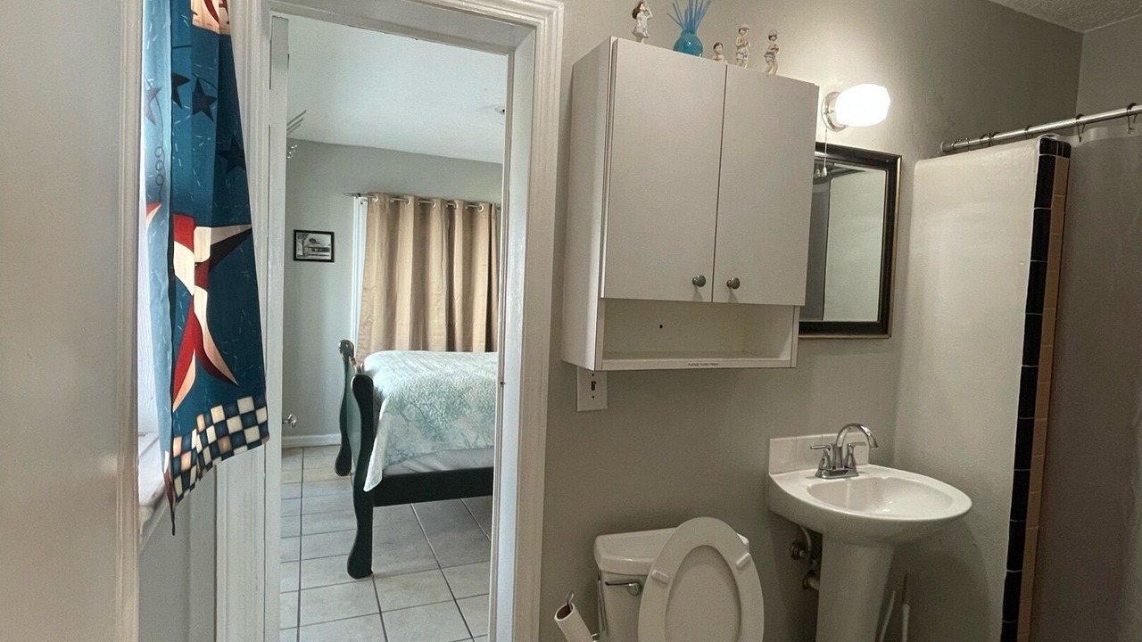 Photo of Bathroom in Bahama Beach