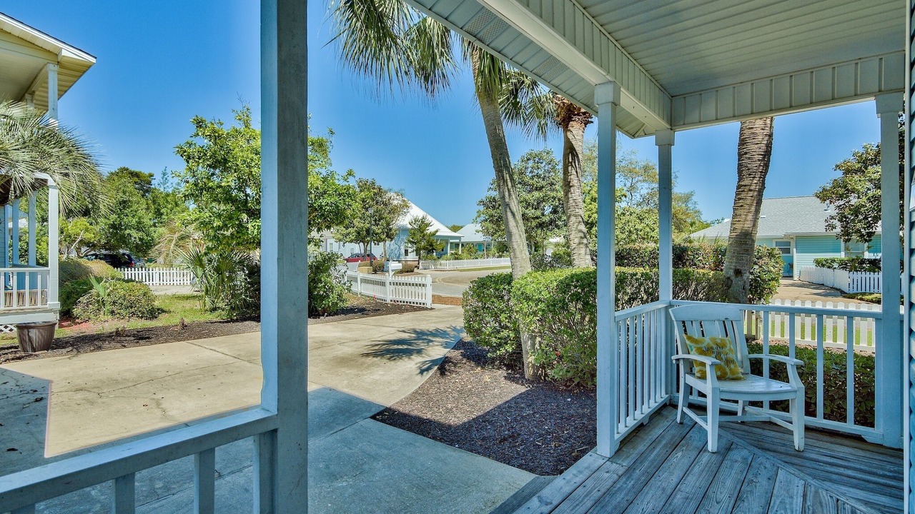 Photo of Patio Balcony in Clipper Cove