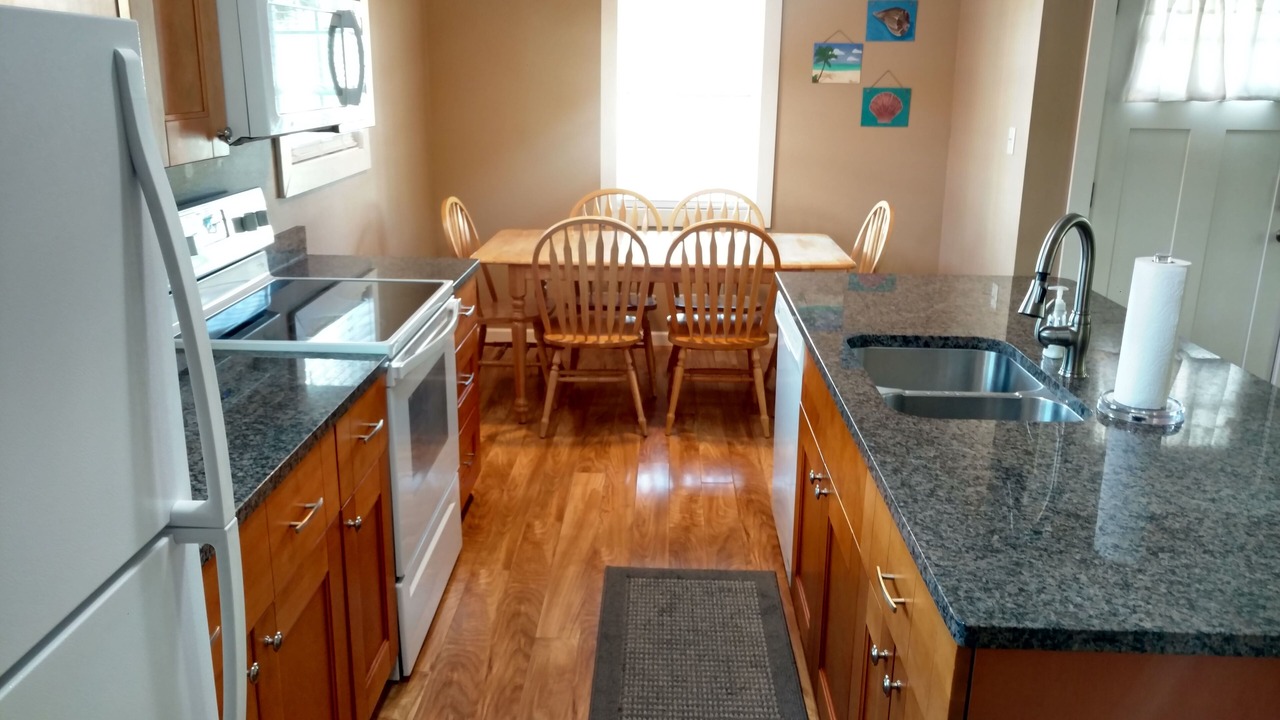 Photo of Kitchen in Laguna Beach Estates