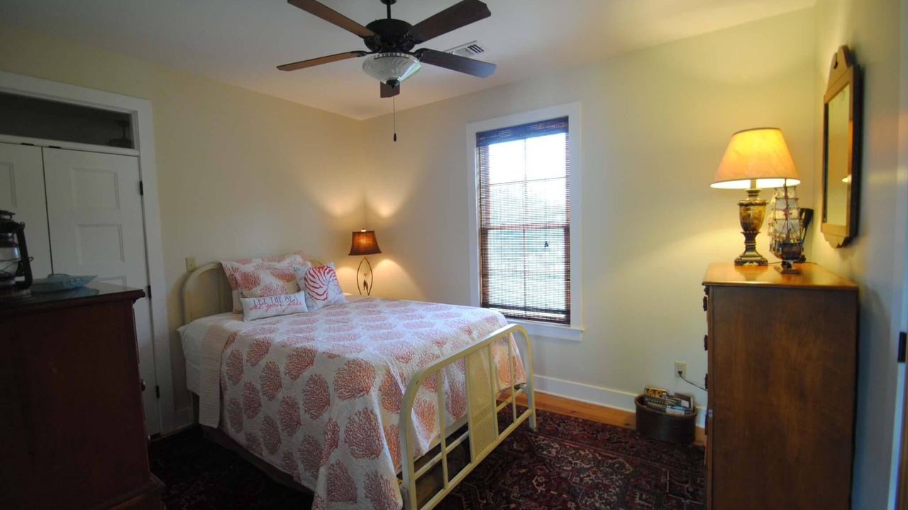 Photo of Bedroom in Bay St Louis