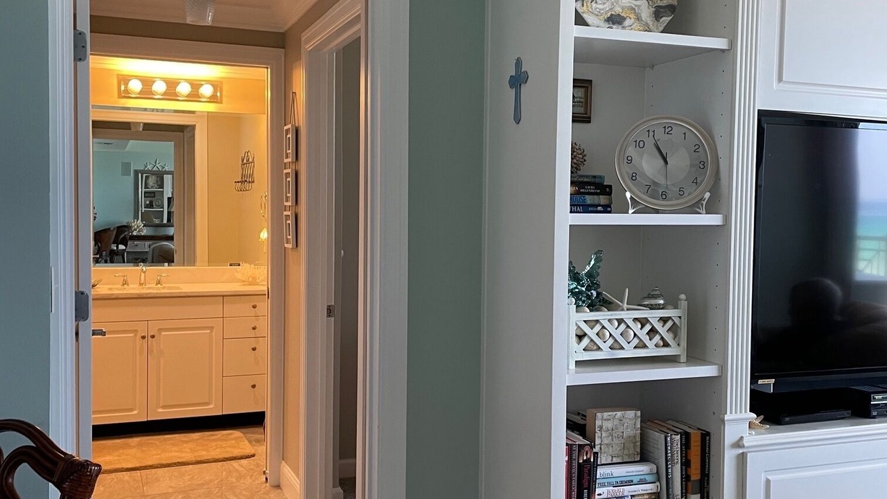 Photo of Bedroom in Silver Sands Beach