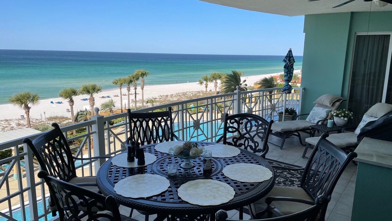 Photo of Patio Balcony in Silver Sands Beach