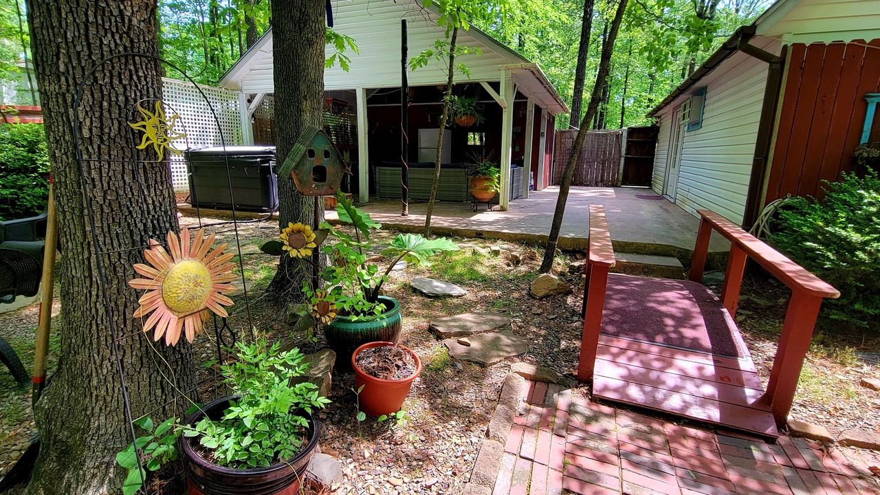 Photo of Patio Balcony in Broken Bow