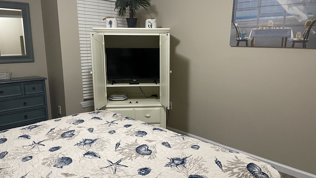 Photo of Bedroom in Gulf Place