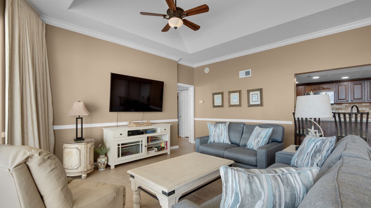 Photo of Livingroom in Long Beach