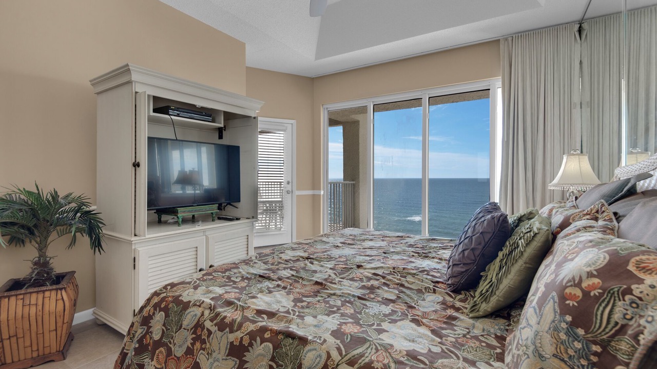 Photo of Bedroom in Long Beach