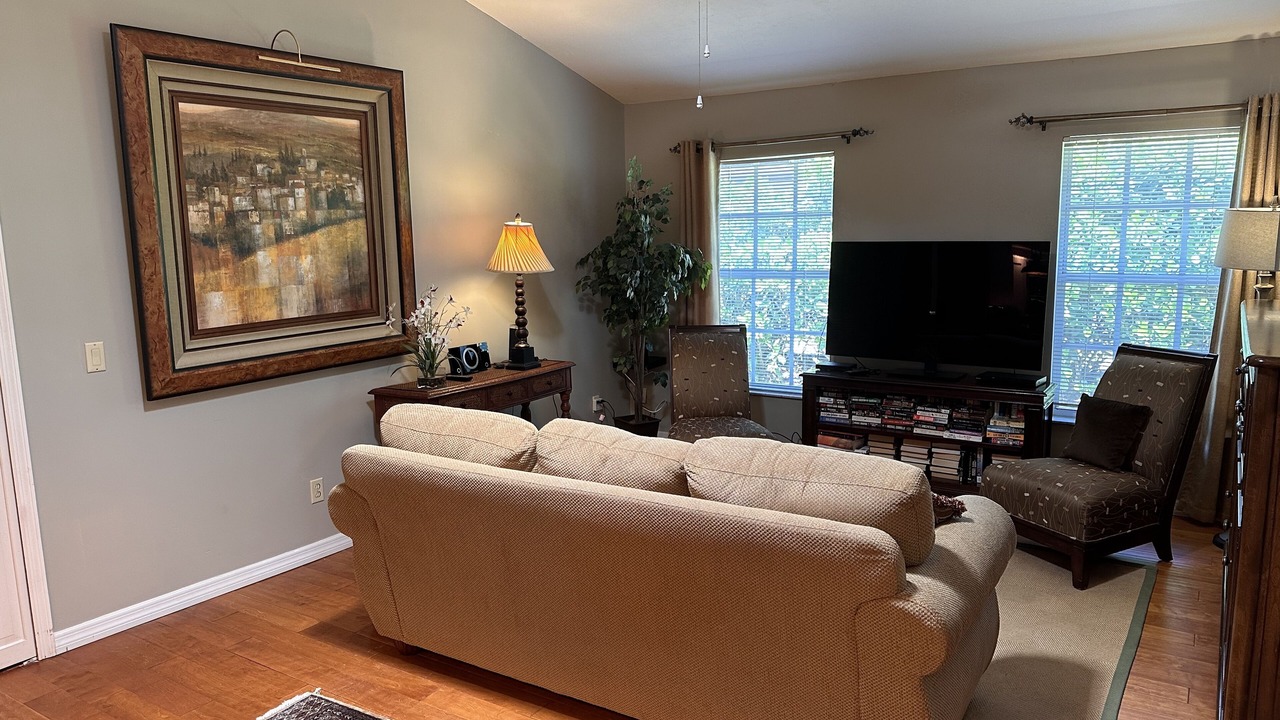 Photo of Livingroom in Palm River Estates