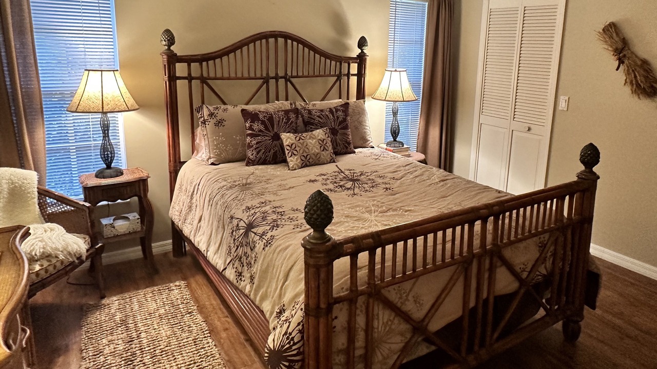 Photo of Bedroom in Palm River Estates