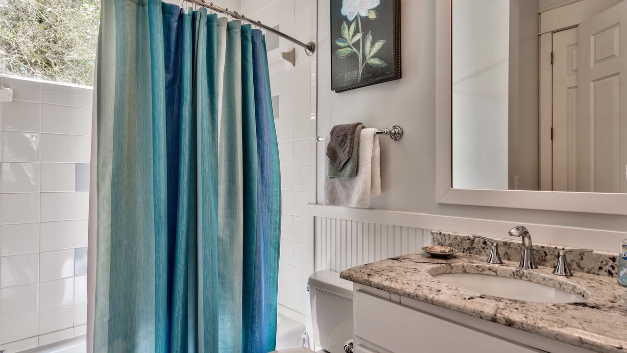 Photo of Bathroom in Sunnyside