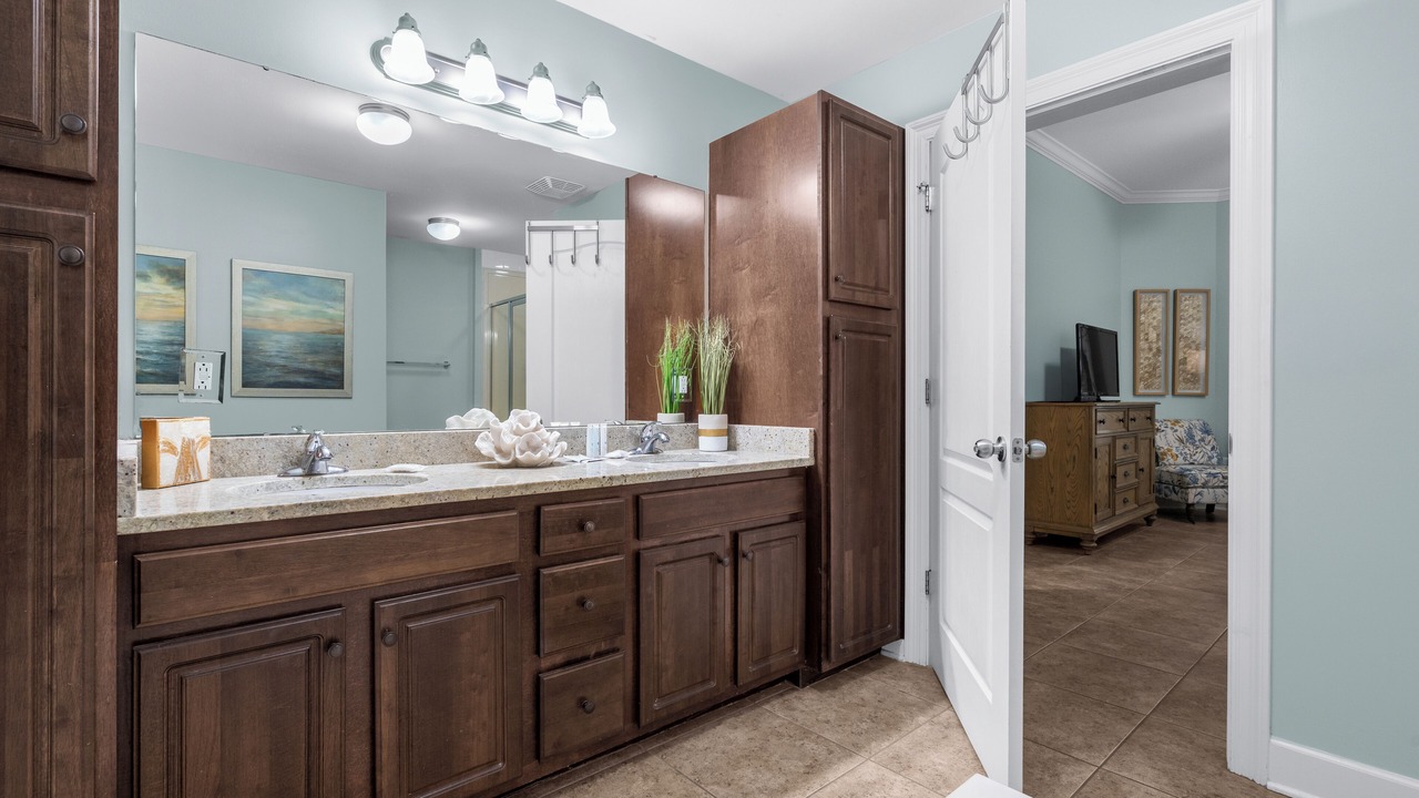 Photo of Bathroom in Orange Beach