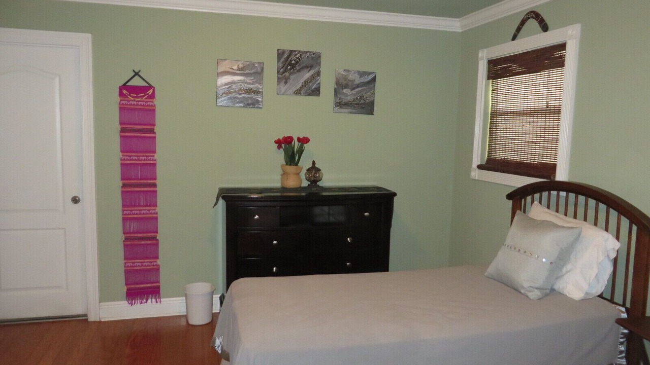 Photo of Bedroom in Arabi