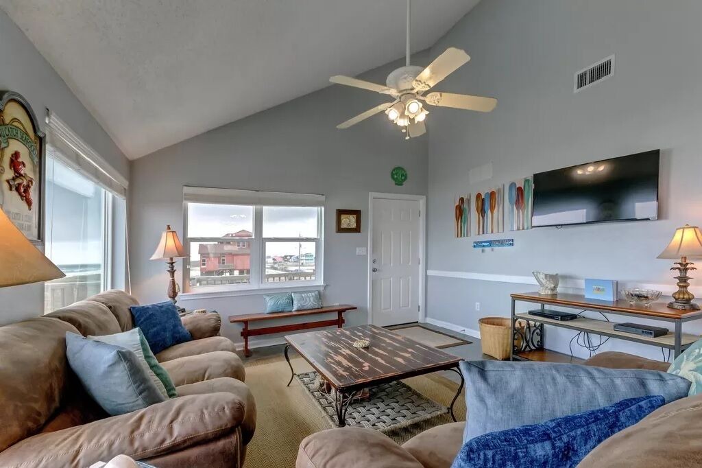 Photo of Livingroom in Navarre Beach