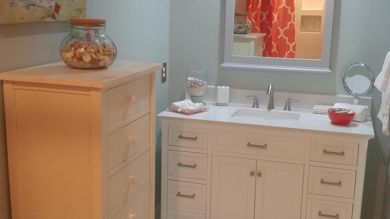 Photo of Bathroom in Dune Allen Beach
