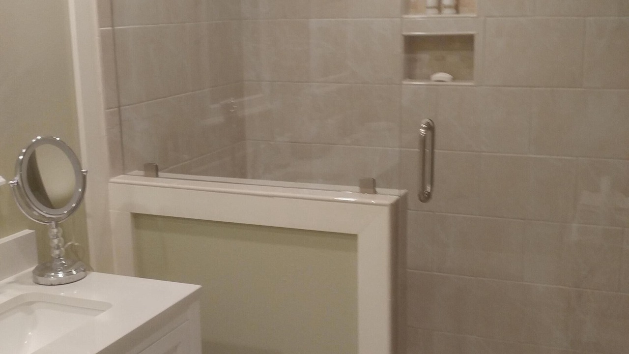 Photo of Bathroom in Dune Allen Beach