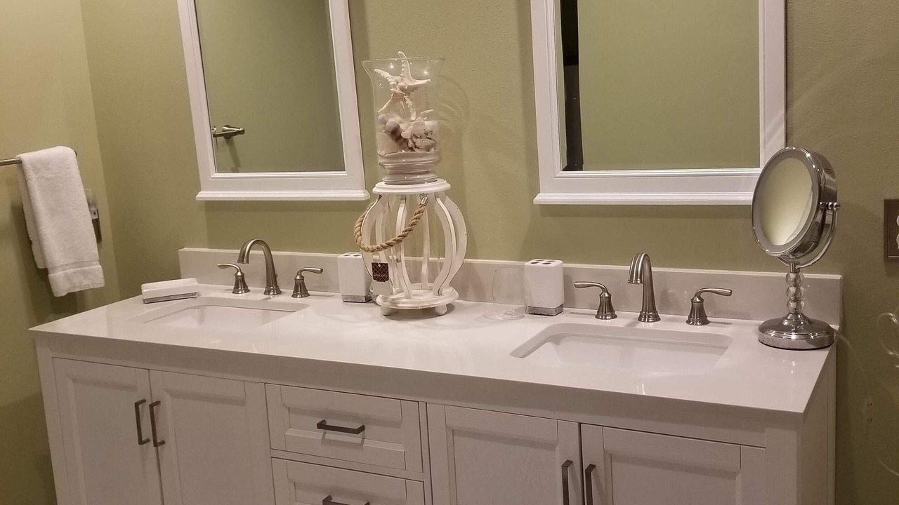 Photo of Bathroom in Dune Allen Beach