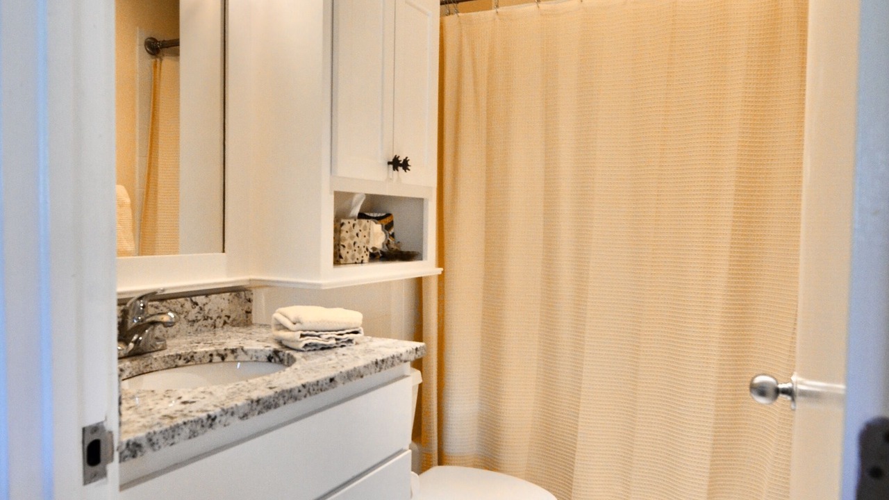 Photo of Bathroom in Rosemary Beach