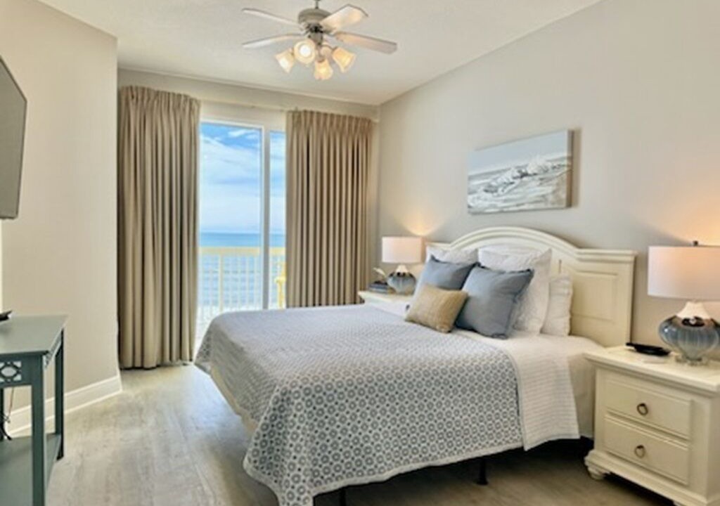 Photo of Bedroom in Miramar Beach