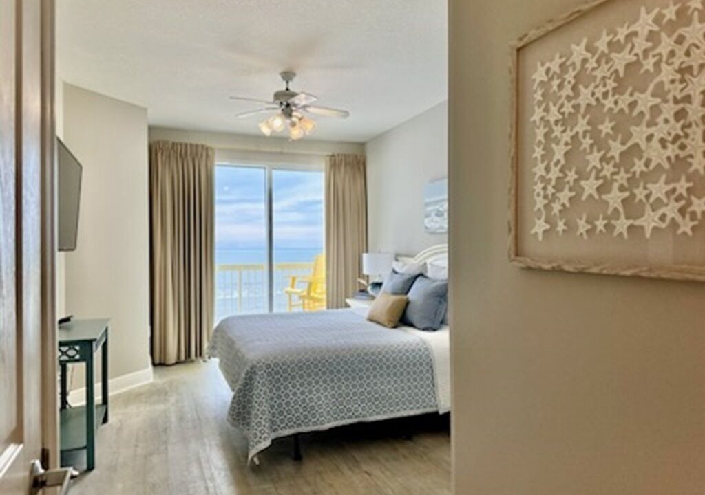 Photo of Bedroom in Miramar Beach